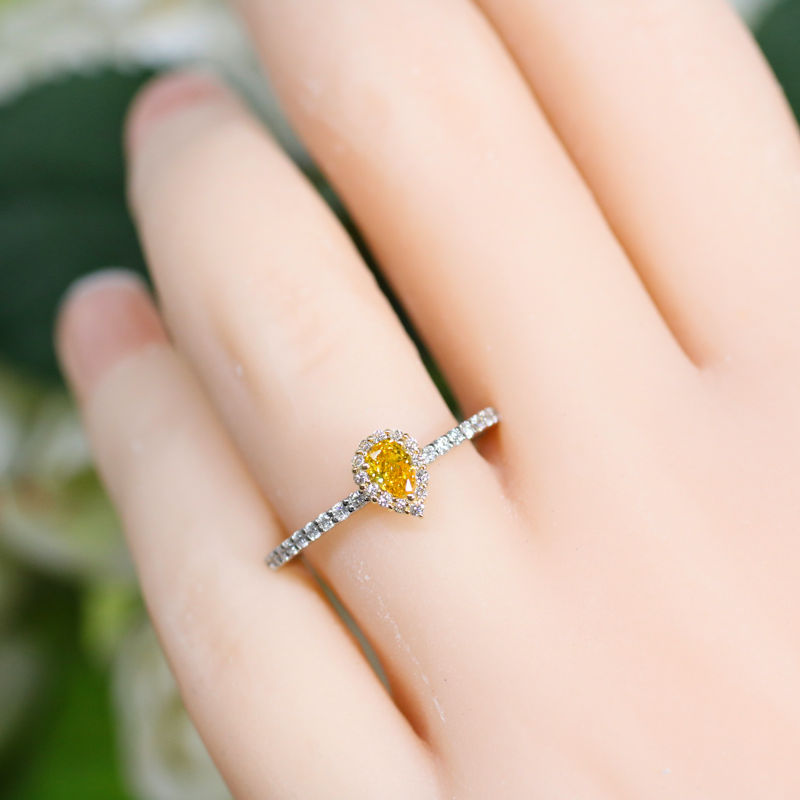 オレンジ イエロー ダイヤモンドの婚約指輪 エンゲージ リング
